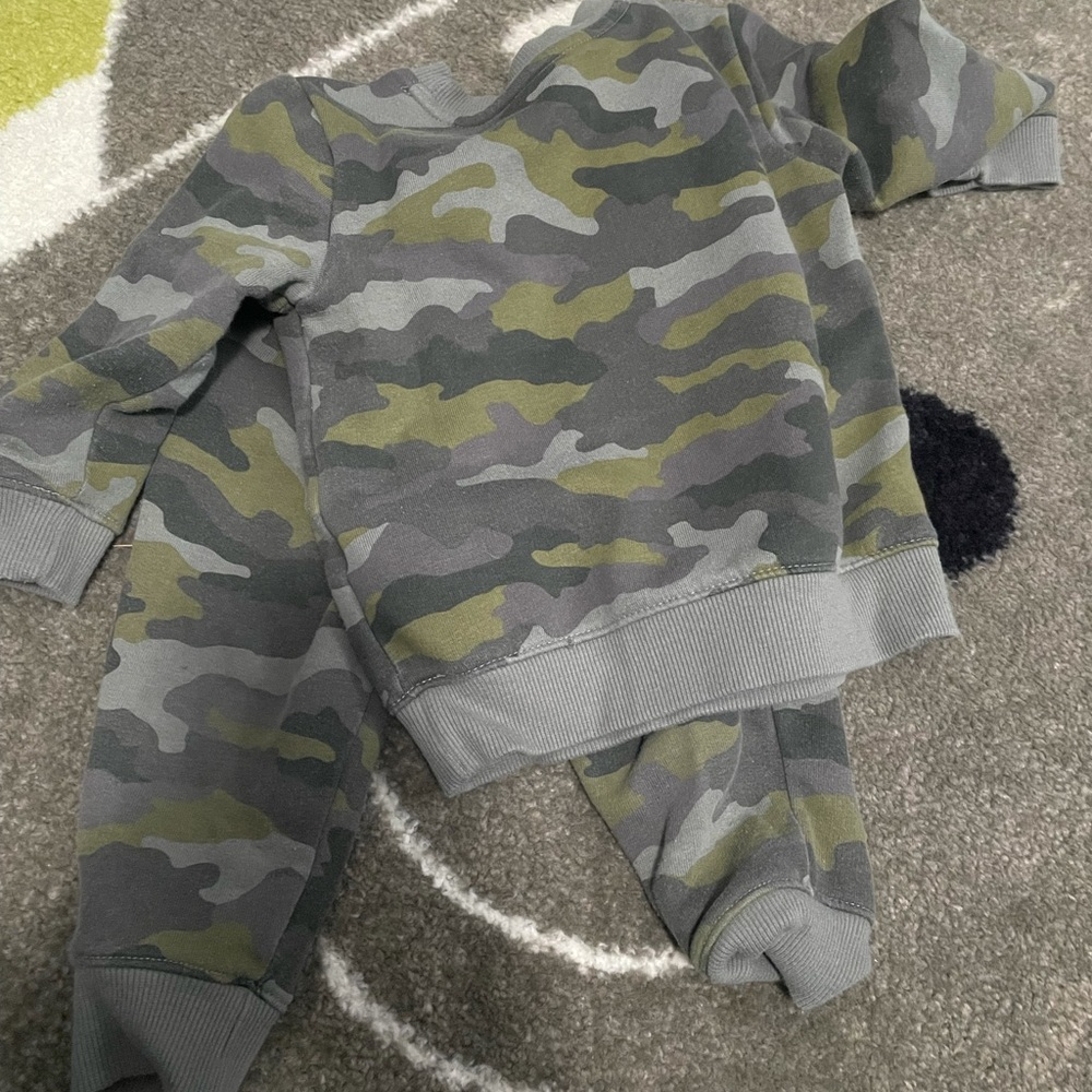 Sweatsuit
